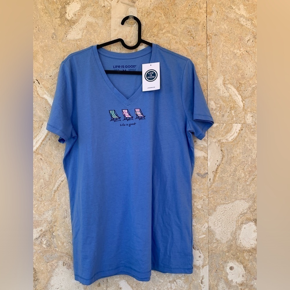 Life Is Good Beach Chair Women’s V-Neck T-Shirt